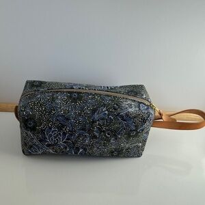 General Knot & Co. Canvas Floral Dopp Kit  Travel Toiletry Bag